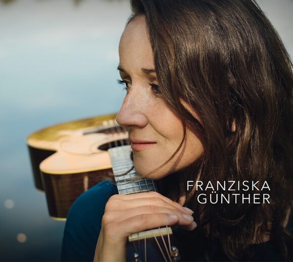 Franziska Günther: Restlessly decelerated Singer-Songwriter Folk